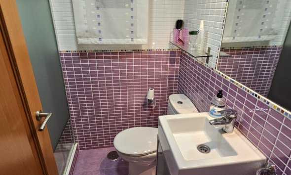 Resale - Apartment / flat -
Benidorm - Levante