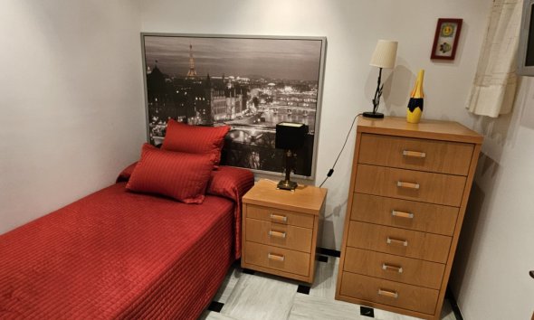 Resale - Apartment / flat -
Benidorm - Levante