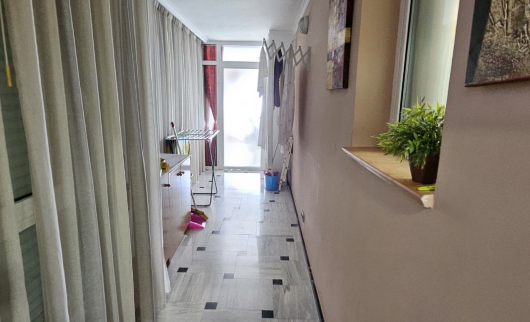 Resale - Apartment / flat -
Benidorm - Levante