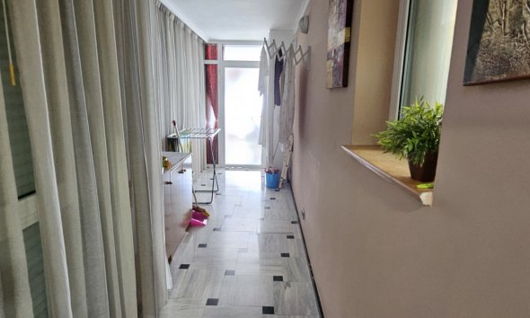 Resale - Apartment / flat -
Benidorm - Levante