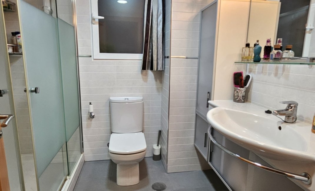 Resale - Apartment / flat -
Benidorm - Levante