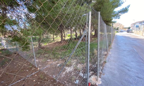 Resale - Plot / Land -
La Nucía - Urbanisations