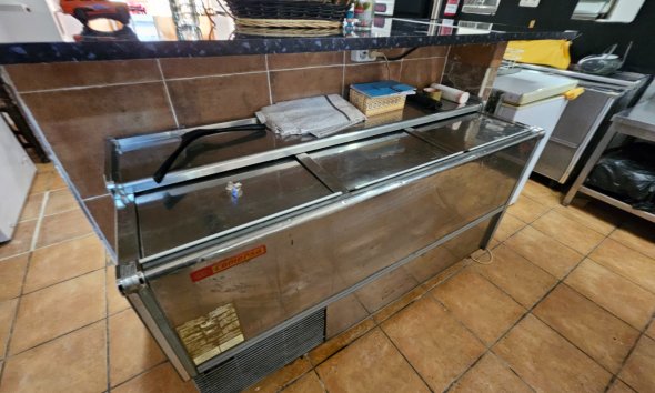 Resale - Commercial -
Benidorm - Old town / Port