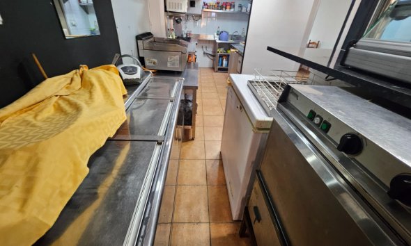 Resale - Commercial -
Benidorm - Old town / Port