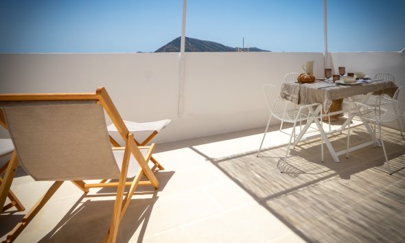 Location à court terme - Appartement -
Altea