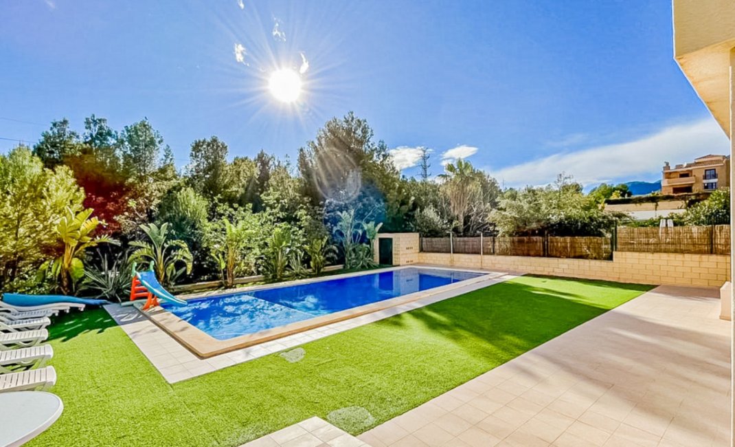 Resale - Villa -
La Nucía - Montebello - Nou Espai