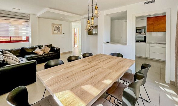 Resale - Villa -
La Nucía - Montebello - Nou Espai