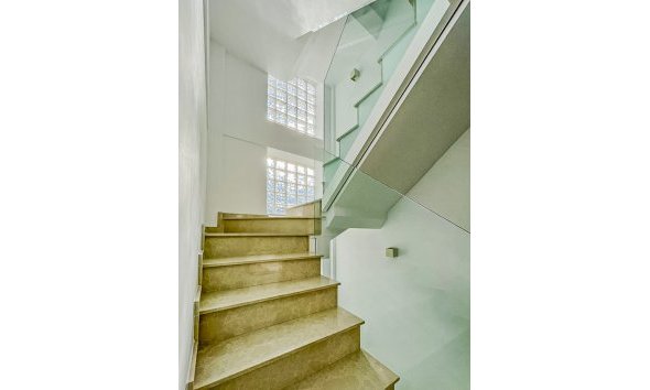 Resale - Villa -
La Nucía - Montebello - Nou Espai