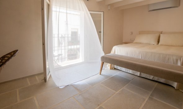 Location à court terme - Appartement -
Altea