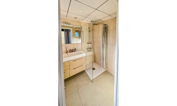 Resale - Villa -
La Nucía - Montebello - Nou Espai