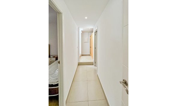 Resale - Villa -
La Nucía - Montebello - Nou Espai