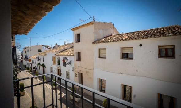 Location à court terme - Appartement -
Altea