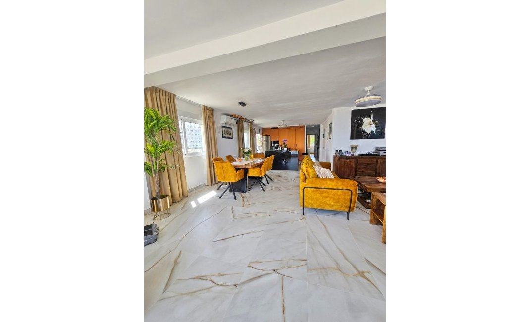 Reventa - Apartamento / piso -
Altea