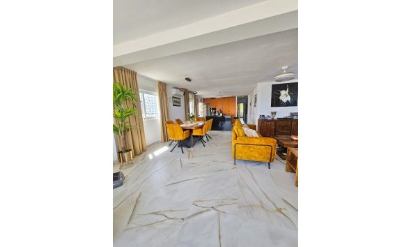 Reventa - Apartamento / piso -
Altea