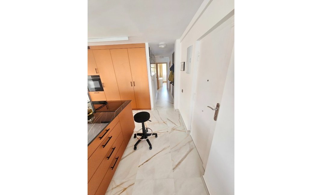 Reventa - Apartamento / piso -
Altea
