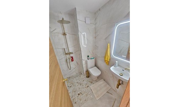 Reventa - Apartamento / piso -
Altea