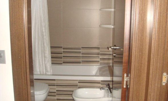 Resale - Apartment / flat -
La Nucía