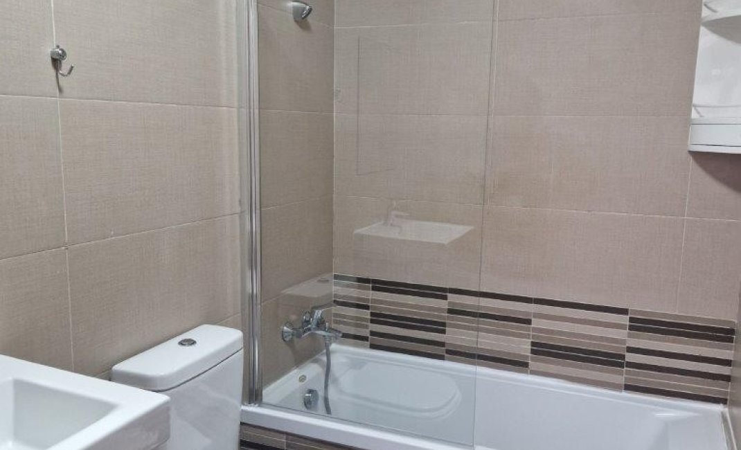 Resale - Apartment / flat -
La Nucía