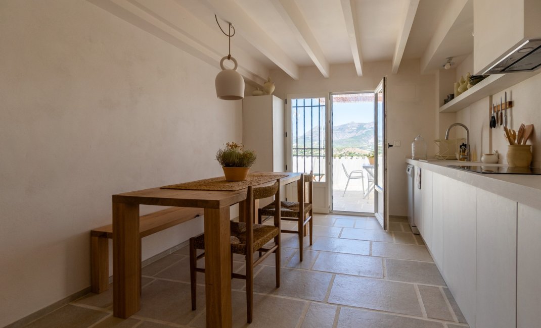 Alquiler corta estancia - Apartamento / piso -
Altea