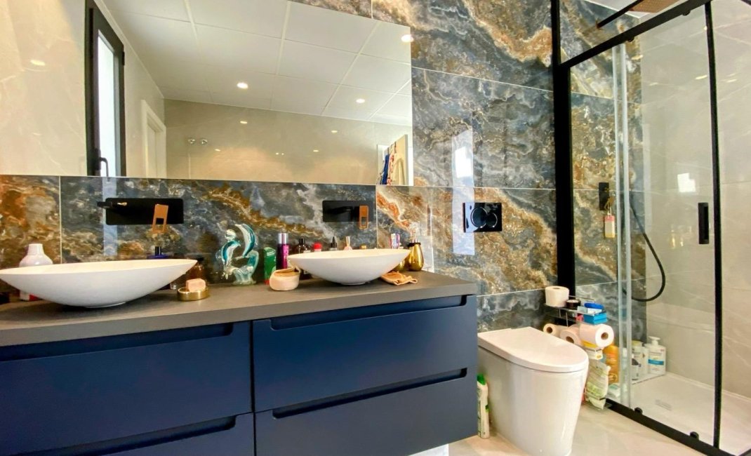 Videresalg - Villa -
Finestrat