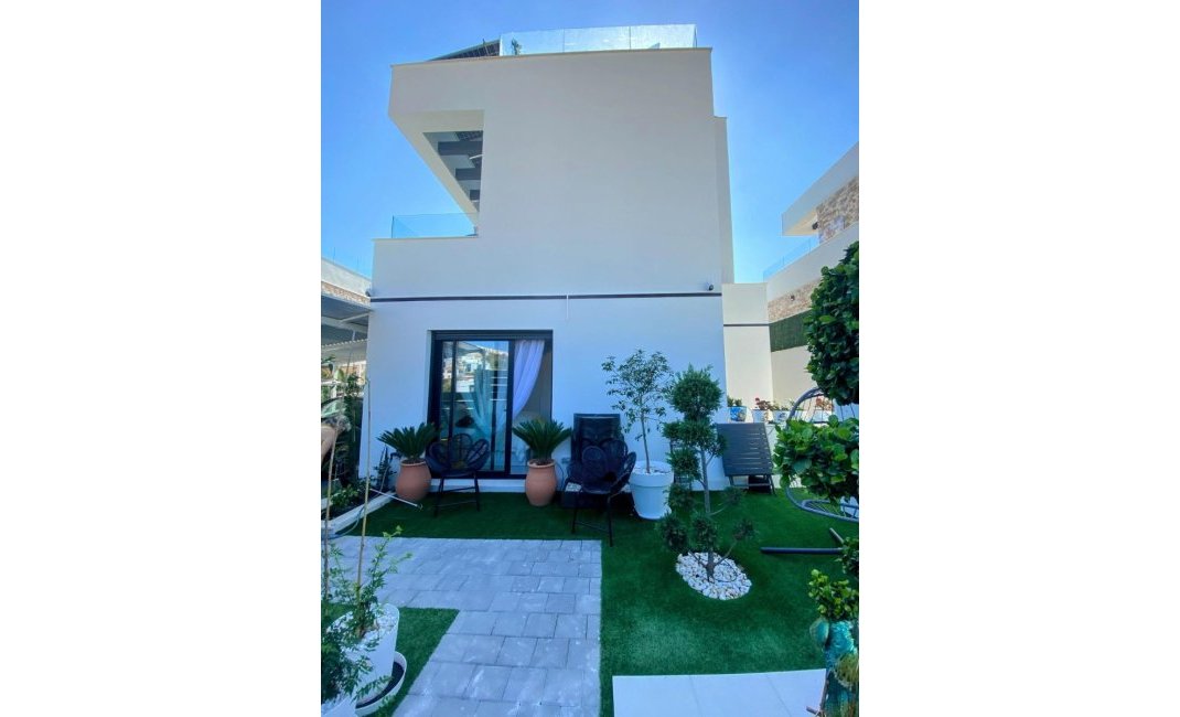 Videresalg - Villa -
Finestrat