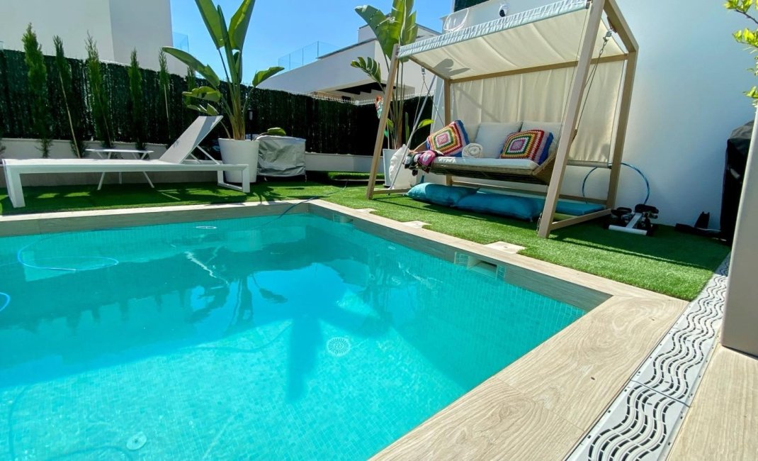 Videresalg - Villa -
Finestrat