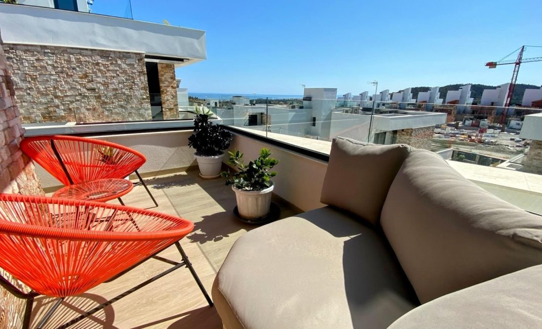 Videresalg - Villa -
Finestrat