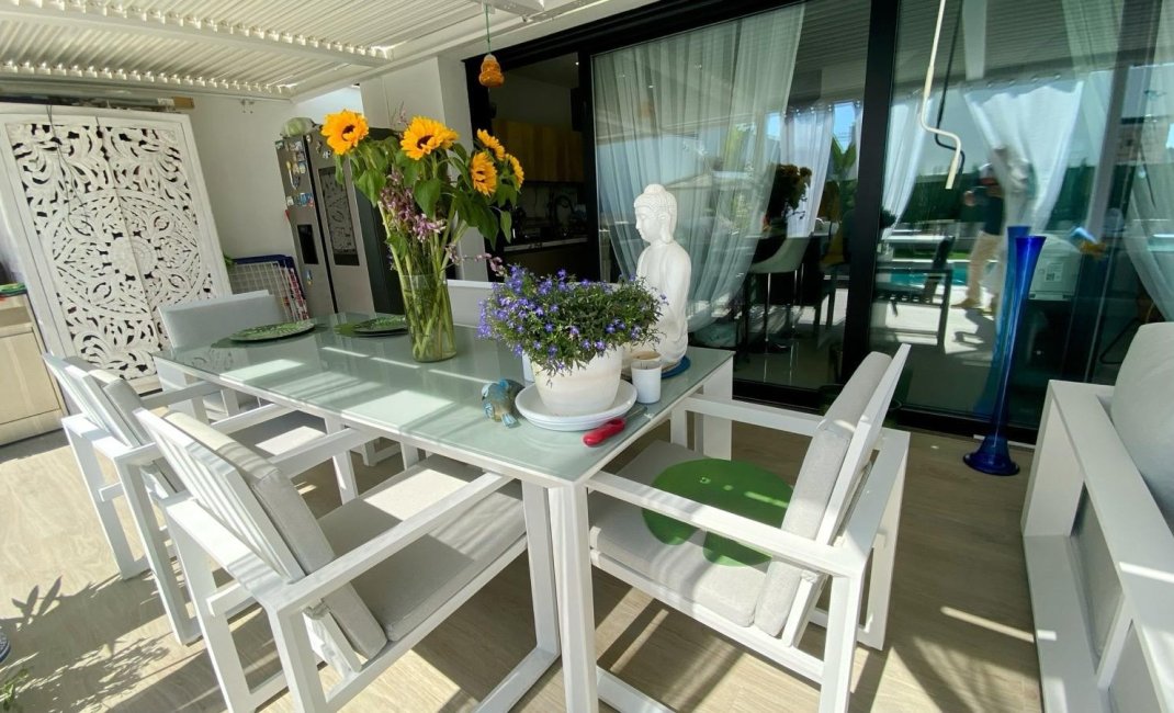 Videresalg - Villa -
Finestrat