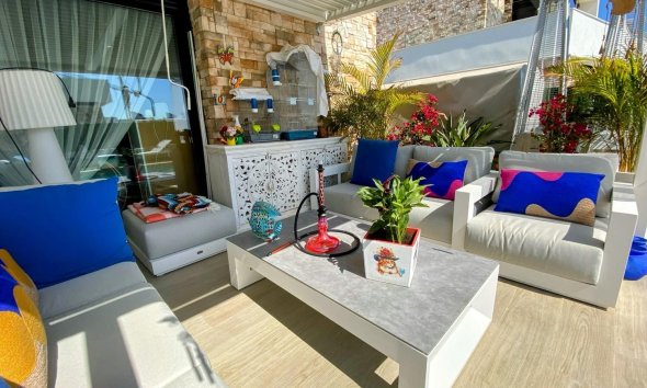 Videresalg - Villa -
Finestrat