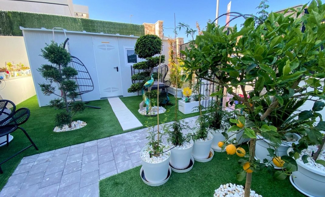 Videresalg - Villa -
Finestrat