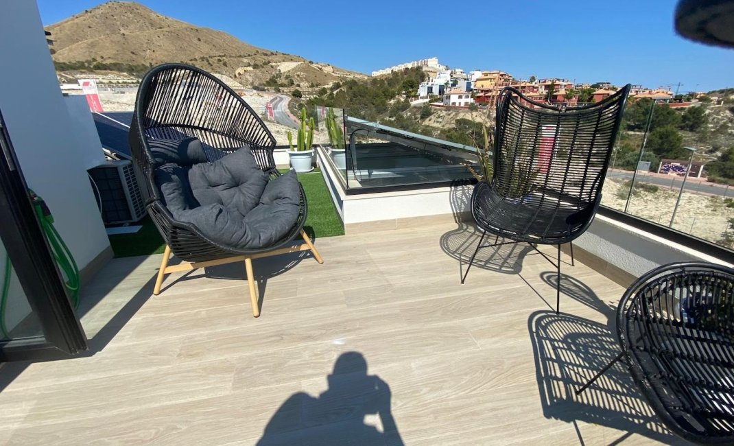 Videresalg - Villa -
Finestrat