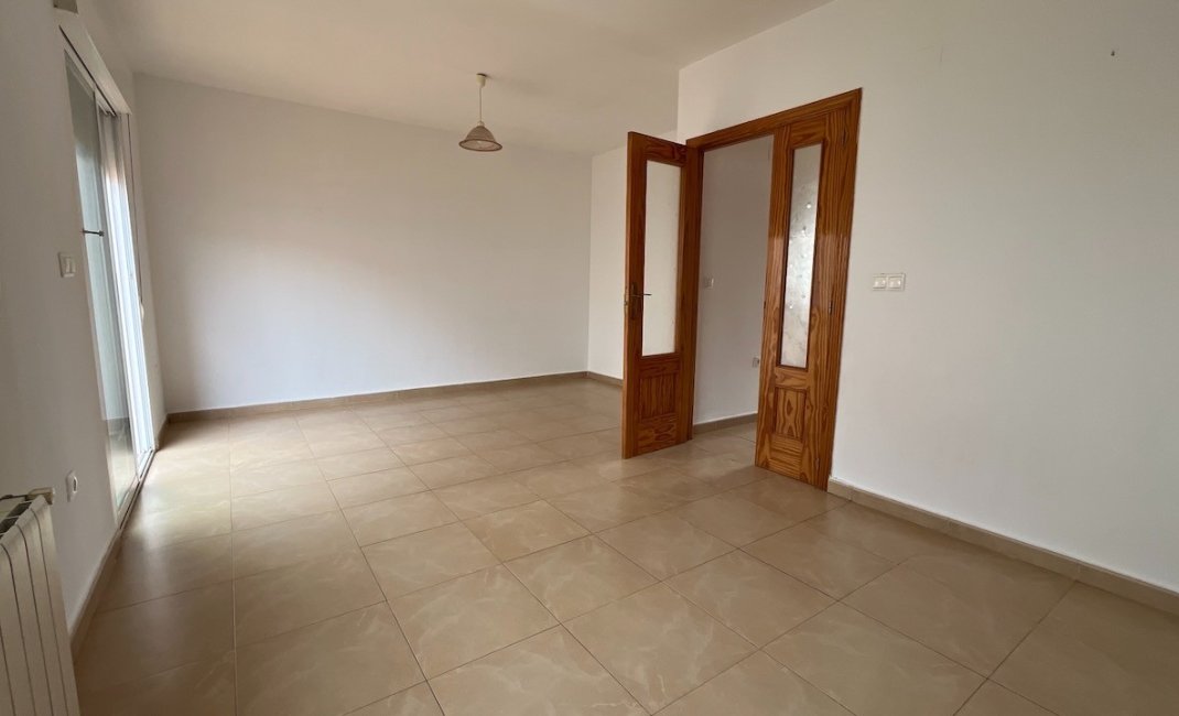 Resale - Townhouse / Semi -
Polop - Urbanizaciones