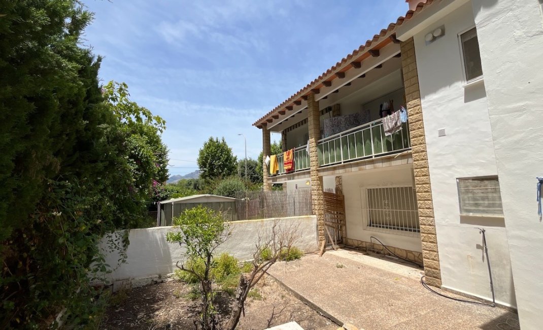 Revente - Townhouse / Semi -
Albir