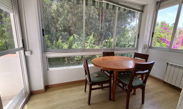 Revente - Townhouse / Semi -
Albir