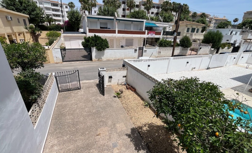 Revente - Townhouse / Semi -
Albir