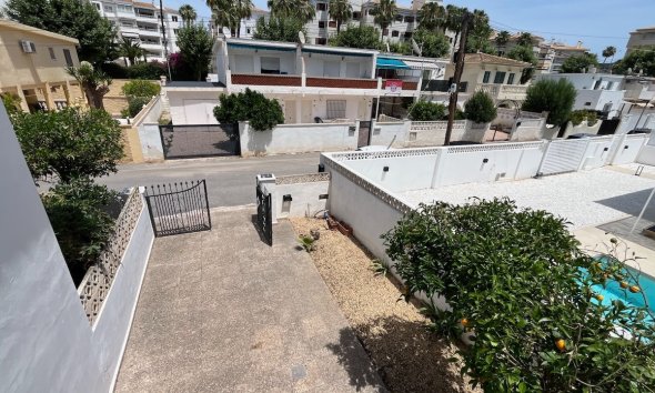 Revente - Townhouse / Semi -
Albir