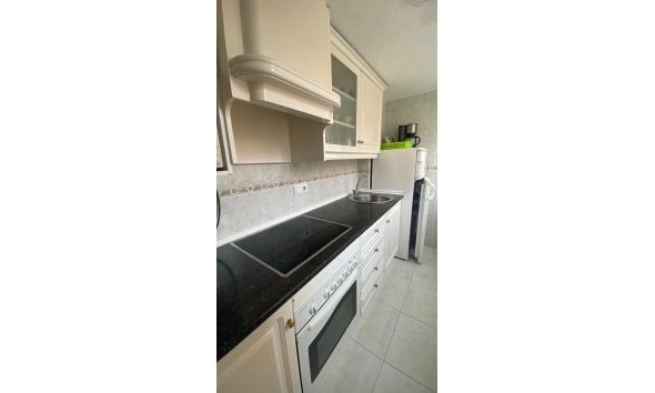 Resale - Apartment / flat -
Benidorm - Levante