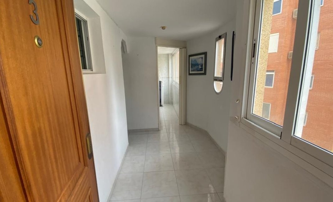 Resale - Apartment / flat -
Benidorm - Levante