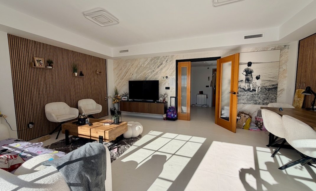 Resale - Townhouse / Semi -
La Nucía - Urbanisations