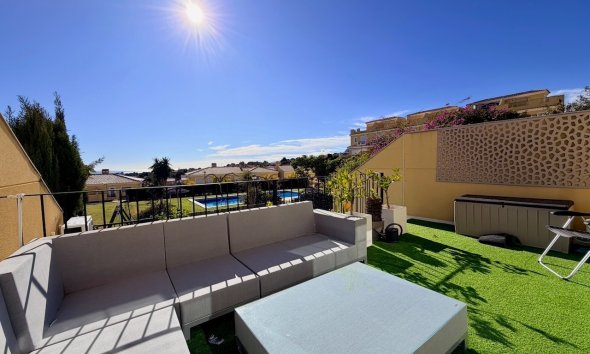 Resale - Townhouse / Semi -
La Nucía - Urbanisations