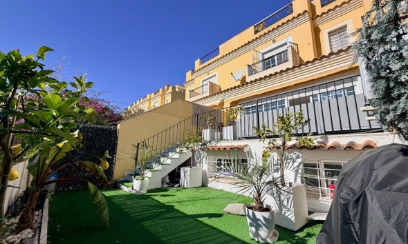 Resale - Townhouse / Semi -
La Nucía - Urbanisations