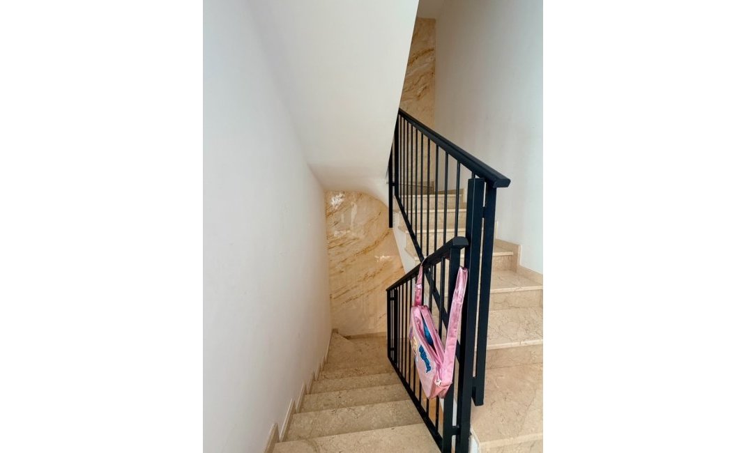 Resale - Townhouse / Semi -
La Nucía - Urbanisations