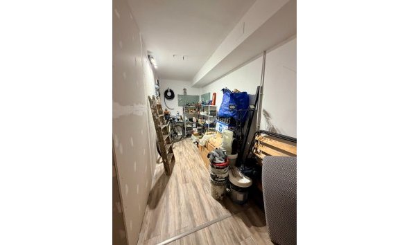 Resale - Townhouse / Semi -
La Nucía - Urbanisations