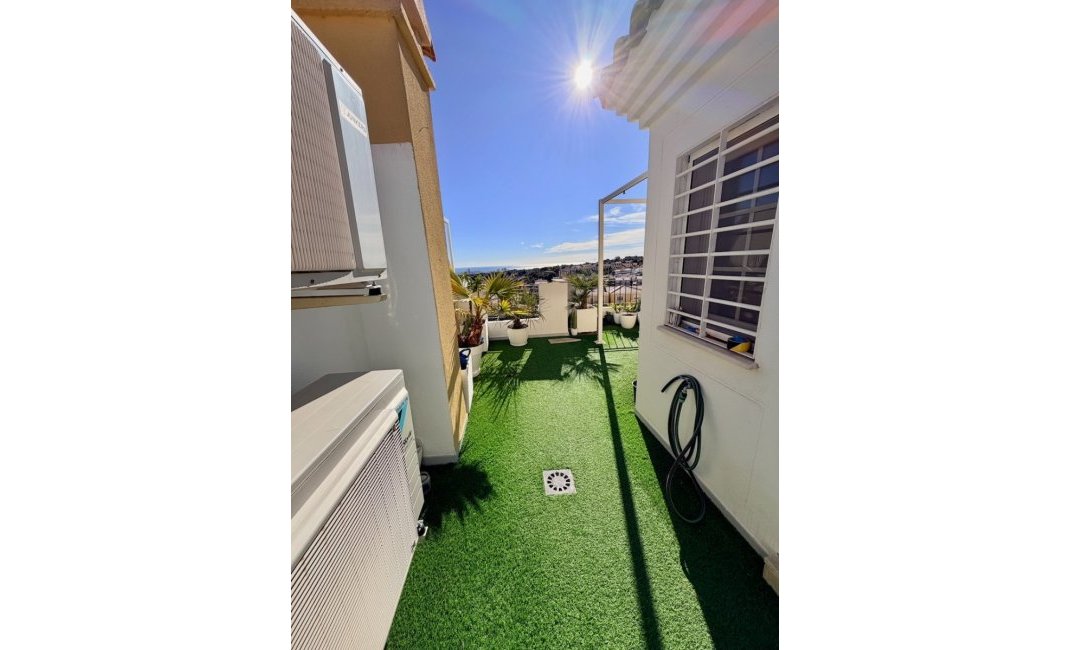 Resale - Townhouse / Semi -
La Nucía - Urbanisations