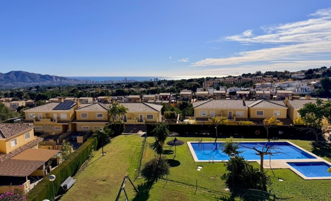 Resale - Townhouse / Semi -
La Nucía - Urbanisations