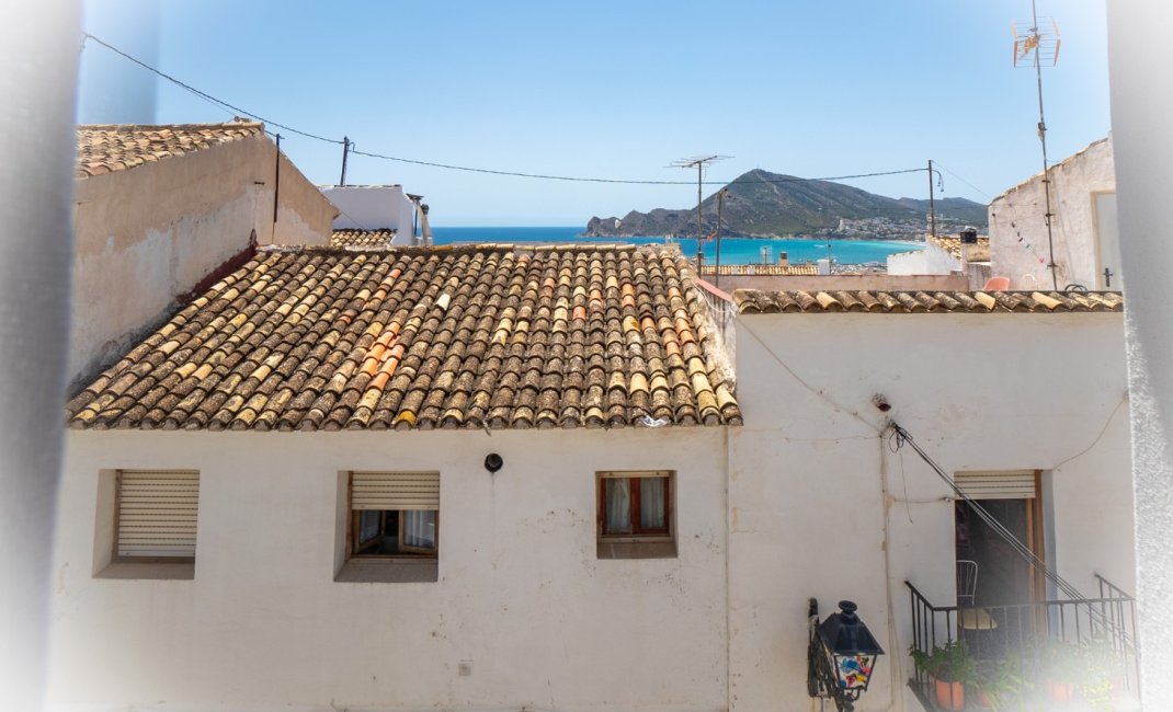 Location à court terme - Appartement -
Altea