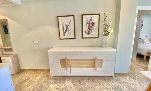 Location à long terme - Appartement -
Albir