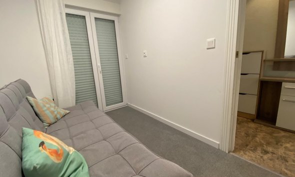 Location à long terme - Appartement -
Albir