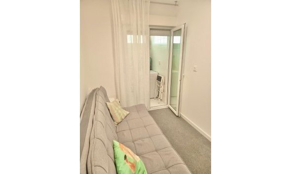 Location à long terme - Appartement -
Albir