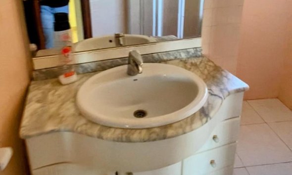 Resale - Apartment / flat -
Benidorm - 1ª Linea